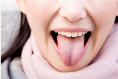 舌苔薄白 八字因緣